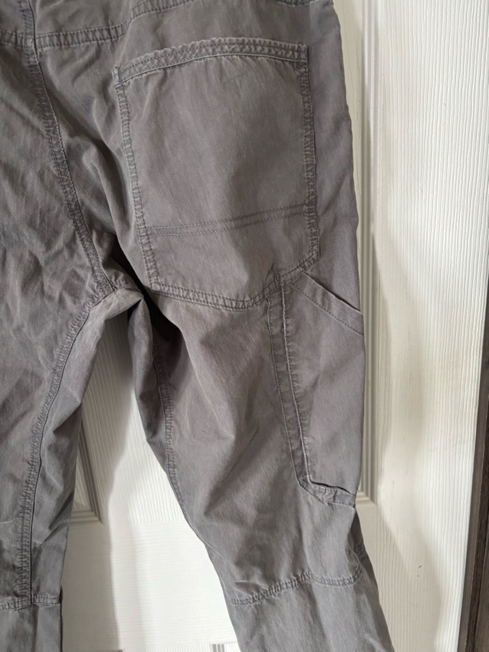 Patagonia Men's Gray Straight-Leg Chinos - Picture 7 of 8